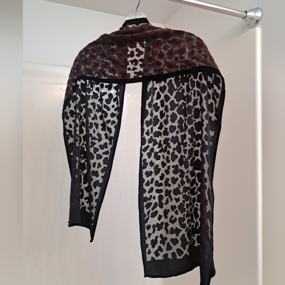 Leopard Print Sheer Scarf - Picture 2 of 2